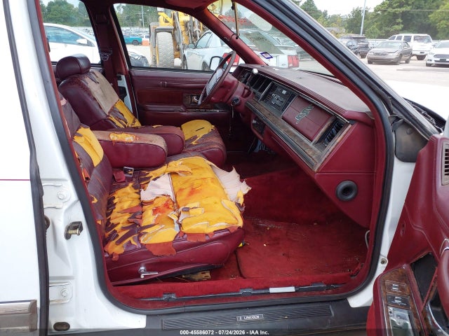 Продажа на аукционе авто 1990 Lincoln Town Car Signature, vin: 1LNLM82FXLY631101, номер лота: 45586072