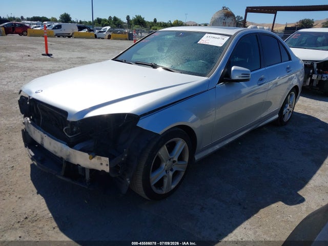 Продаж на аукціоні авто 2010 Mercedes-benz C 300 Luxury/sport, vin: WDDGF5EB8AF426172, номер лоту: 45586078