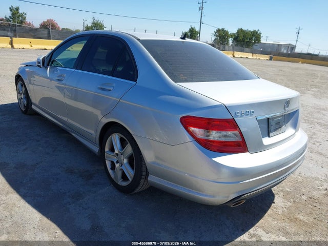 Продаж на аукціоні авто 2010 Mercedes-benz C 300 Luxury/sport, vin: WDDGF5EB8AF426172, номер лоту: 45586078