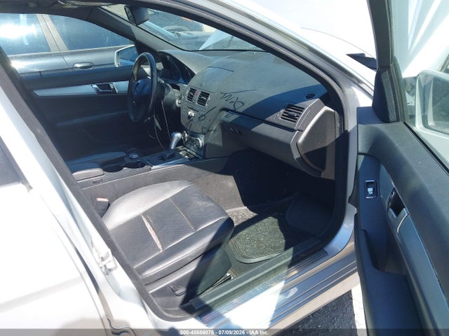 Продаж на аукціоні авто 2010 Mercedes-benz C 300 Luxury/sport, vin: WDDGF5EB8AF426172, номер лоту: 45586078