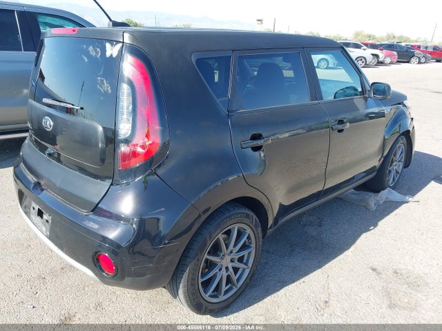 KIA SOUL + 2018 KNDJP3A57J7902312 Image 4