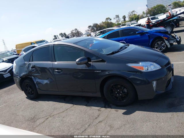 Toyota Prius Two 2015 JTDKN3DU9F1987323 Image 13