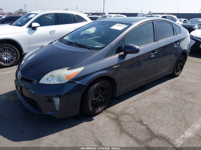 Toyota Prius Two 2015 JTDKN3DU9F1987323 Image 2