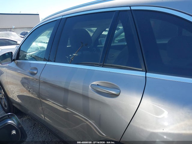 WDC0G4JB5KF630531 Mercedes-Benz GLC 300