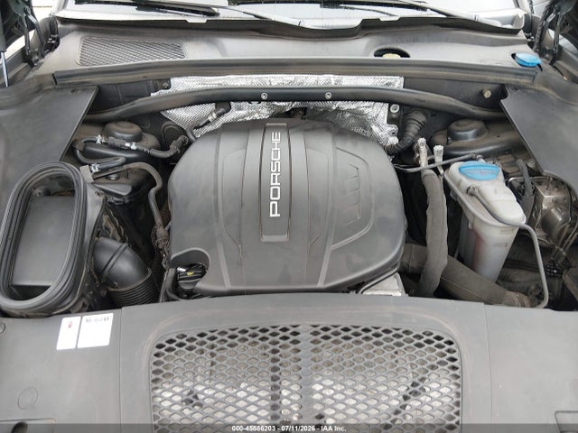 45586203 :رقم المزاد ، WP1AA2A57HLB83655 vin ، 2017 Porsche Macan مزاد بيع