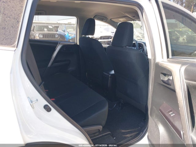 Toyota RAV4 LE 2017 JTMZFREV6HJ703560 Image 8