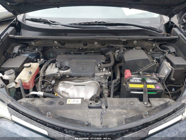 Toyota RAV4 LE 2018 JTMZFREV9JJ174143 Image 10