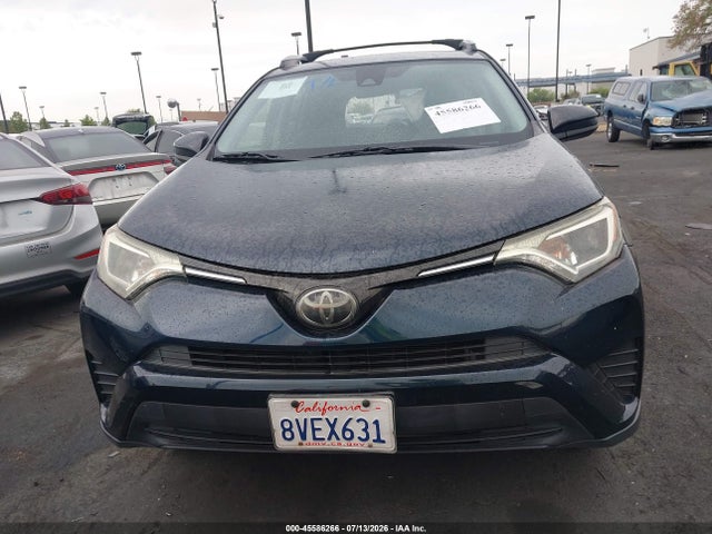 Toyota RAV4 LE 2018 JTMZFREV9JJ174143 Image 13