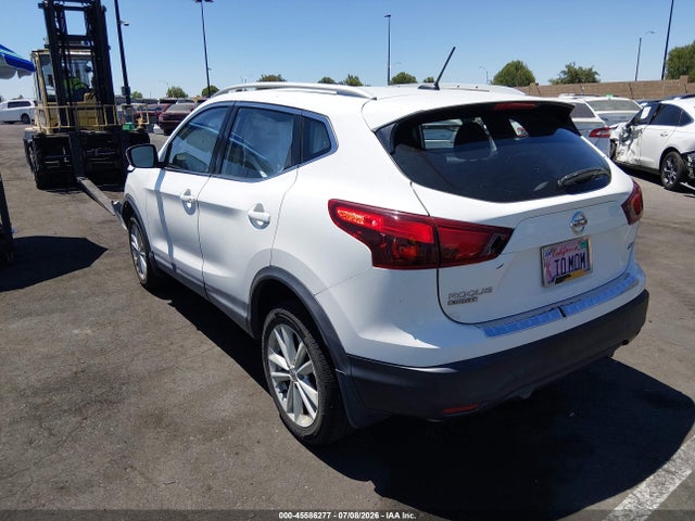 JN1BJ1CP4HW001815 Nissan Rogue Sport Sv