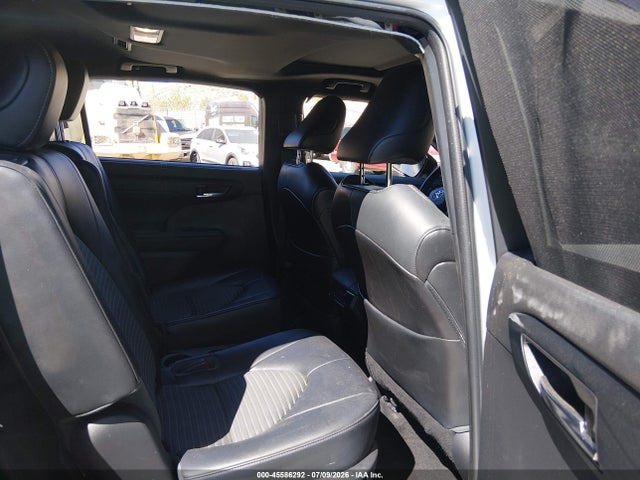 Toyota Highlander Xse 2023 5TDKDRBH4PS000935 Image 8