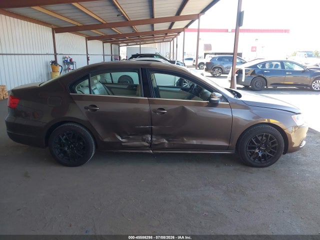 45586298 :رقم المزاد ، 3VWDP7AJ7DM388969 vin ، 2013 Volkswagen Jetta 2.5l Se مزاد بيع
