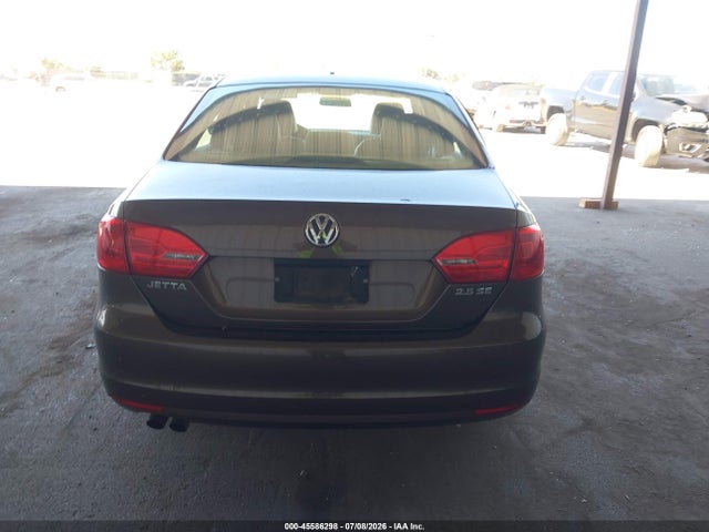 45586298 :رقم المزاد ، 3VWDP7AJ7DM388969 vin ، 2013 Volkswagen Jetta 2.5l Se مزاد بيع