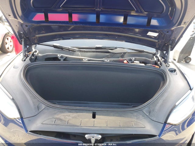 Tesla Model X Plaid Tri Motor All-wheel Drive 2023 7SAXCBE69PF396099 Image 10