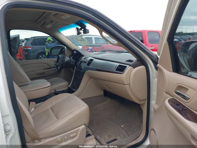 2009 Cadillac Escalade Esv Standard მანქანა იყიდება აუქციონზე, vin: 1GYFK26279R148545, აუქციონის ნომერი: 45586357
