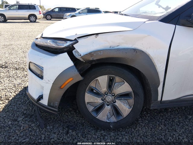 2021 Hyundai Kona Electric Sel მანქანა იყიდება აუქციონზე, vin: KM8K23AG1MU129035, აუქციონის ნომერი: 45586362