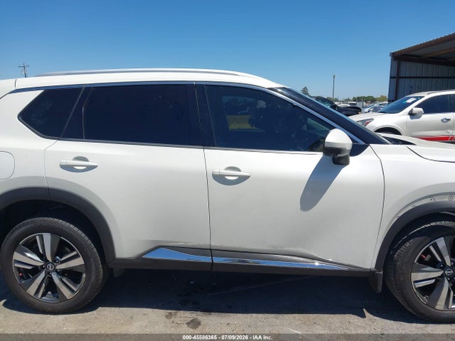 JN8AT3DC2MW107964 Nissan Rogue Platinum Fwd