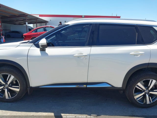 JN8AT3DC2MW107964 Nissan Rogue Platinum Fwd