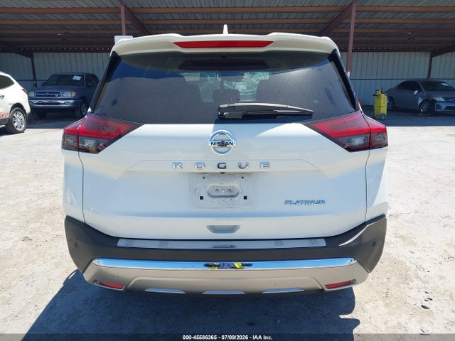 JN8AT3DC2MW107964 Nissan Rogue Platinum Fwd