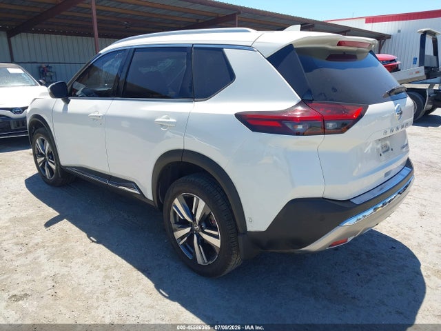 JN8AT3DC2MW107964 Nissan Rogue Platinum Fwd