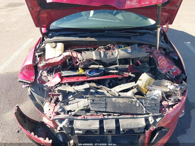 45586382 :رقم المزاد ، 1FADP3N26DL382814 vin ، 2013 Ford Focus Titanium مزاد بيع
