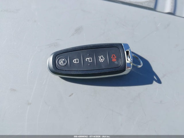 45586382 :رقم المزاد ، 1FADP3N26DL382814 vin ، 2013 Ford Focus Titanium مزاد بيع