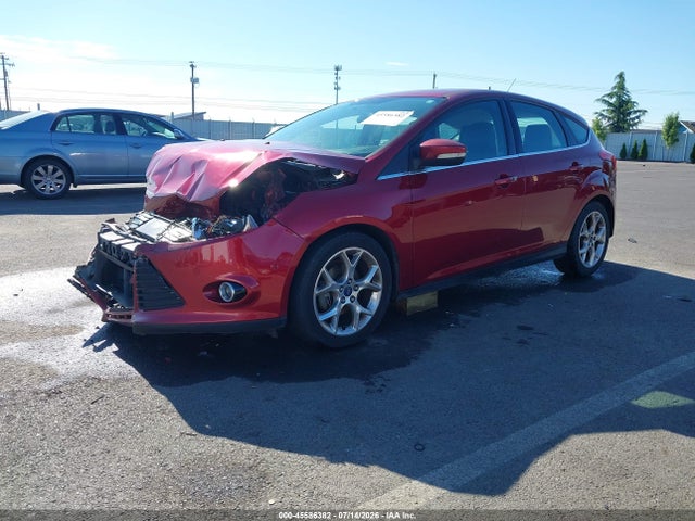 45586382 :رقم المزاد ، 1FADP3N26DL382814 vin ، 2013 Ford Focus Titanium مزاد بيع