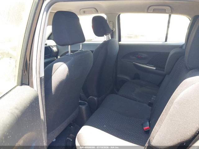 JTKKUPB46E1045668 Scion XD