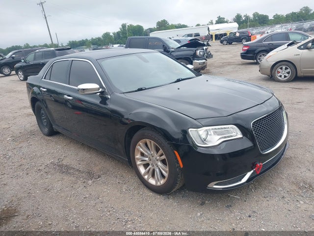 Chrysler 300 Limited 2017 2C3CCAAG2HH506057 main image