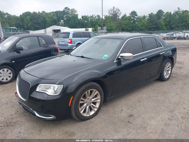 Chrysler 300 Limited 2017 2C3CCAAG2HH506057 Image 2