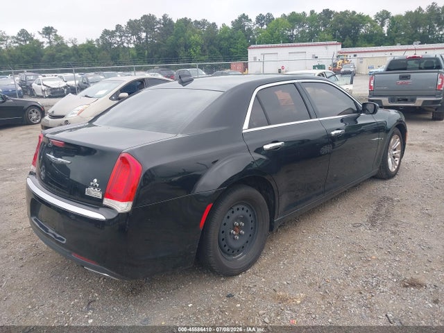 Chrysler 300 Limited 2017 2C3CCAAG2HH506057 Image 4