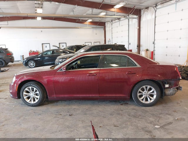 Aukcja sprzedaży 2016 Chrysler 300 Anniversary Edition, vin: 2C3CCAAG2GH220112, numer aukcji: 45586418