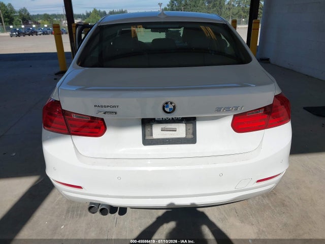 WBA3B5G52FNS14891 BMW 328i Xdrive