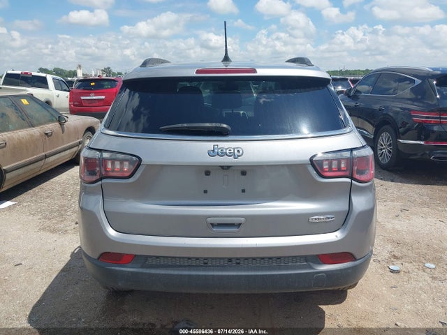 45586436 :رقم المزاد ، 3C4NJCBB1JT267932 vin ، 2018 Jeep Compass Latitude Fwd مزاد بيع