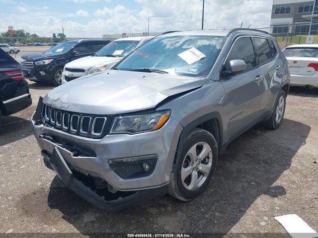 45586436 :رقم المزاد ، 3C4NJCBB1JT267932 vin ، 2018 Jeep Compass Latitude Fwd مزاد بيع