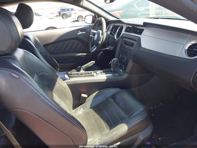1ZVBP8AM3E5205162 Ford Mustang V6 Premium