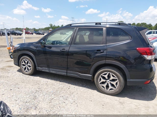 45586476 :رقم المزاد ، JF2SKAJC0MH564922 vin ، 2021 Subaru Forester Premium مزاد بيع