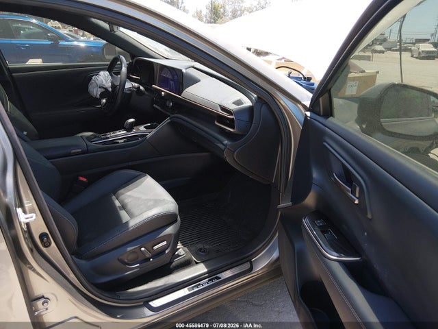 Продаж на аукціоні авто 2025 Toyota Crown Xle, vin: JTDAAAAF6S3031880, номер лоту: 45586479
