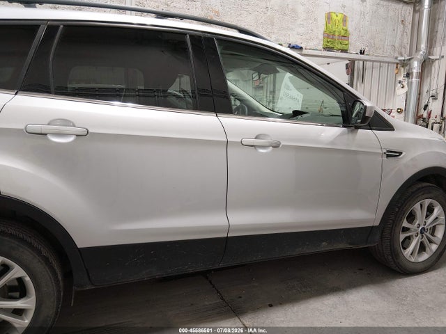 1FMCU9GD0JUD08922 Ford ESCAPE SE