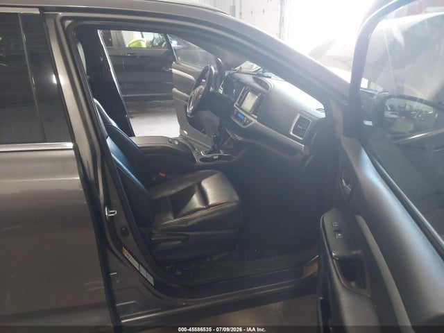 2016 Toyota Highlander Xle მანქანა იყიდება აუქციონზე, vin: 5TDJKRFH0GS326193, აუქციონის ნომერი: 45586535