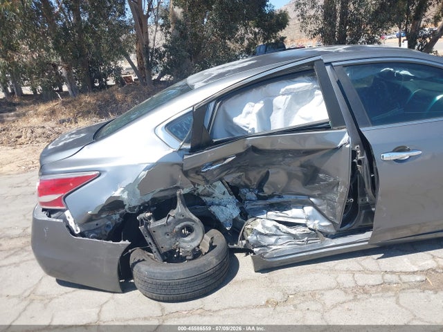 Nissan Altima 2.5 S 2014 1N4AL3AP5EN357697 Image 12