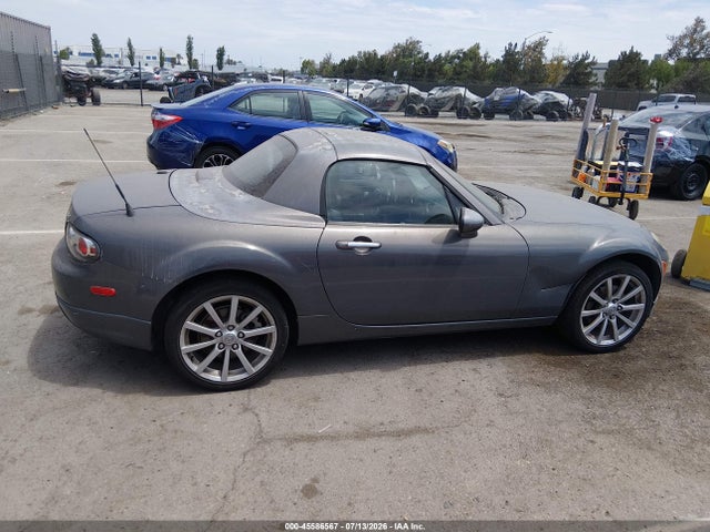 45586567 :رقم المزاد ، JM1NC26F070136529 vin ، 2007 Mazda Mx-5 Grand Touring مزاد بيع