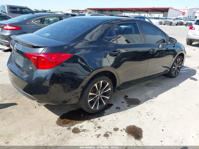 Toyota COROLLA SE 2018 5YFBURHE6JP821869 Image 4