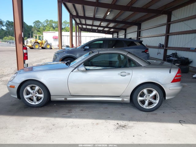 45586627 :رقم المزاد ، WDBKK65F63F286052 vin ، 2003 Mercedes-benz Slk 320 مزاد بيع