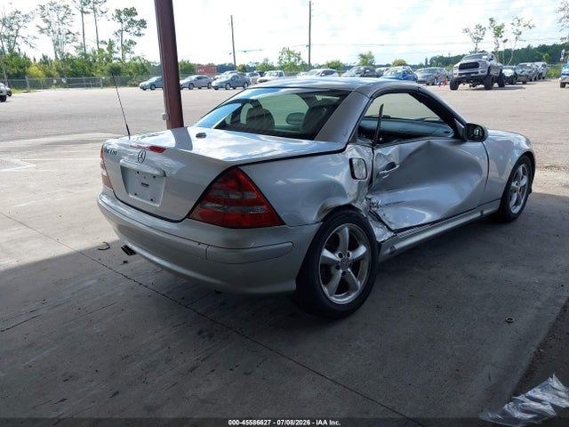 45586627 :رقم المزاد ، WDBKK65F63F286052 vin ، 2003 Mercedes-benz Slk 320 مزاد بيع