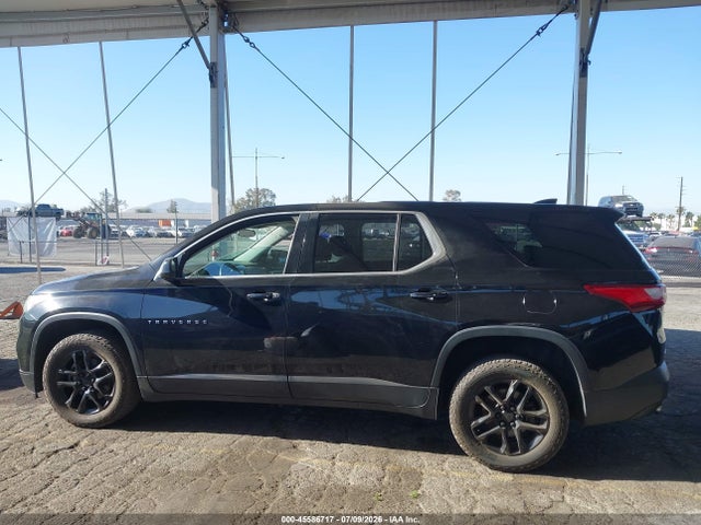 Chevrolet Traverse Ls 2018 1GNERFKW0JJ268078 Image 14