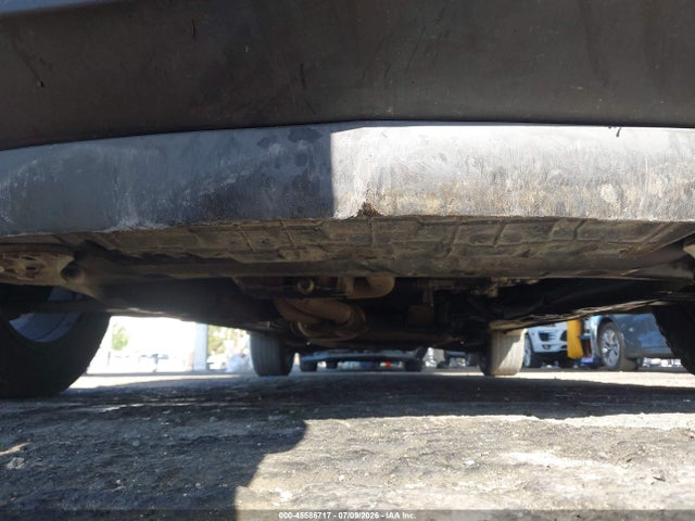 Chevrolet Traverse Ls 2018 1GNERFKW0JJ268078 Image 17
