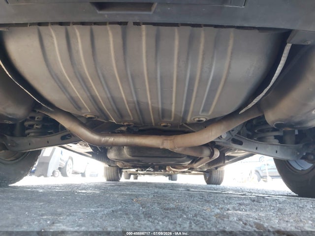 Chevrolet Traverse Ls 2018 1GNERFKW0JJ268078 Image 19