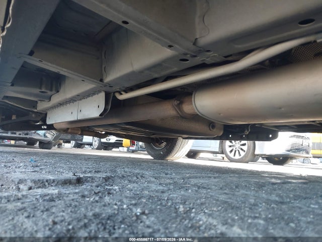 Chevrolet Traverse Ls 2018 1GNERFKW0JJ268078 Image 21