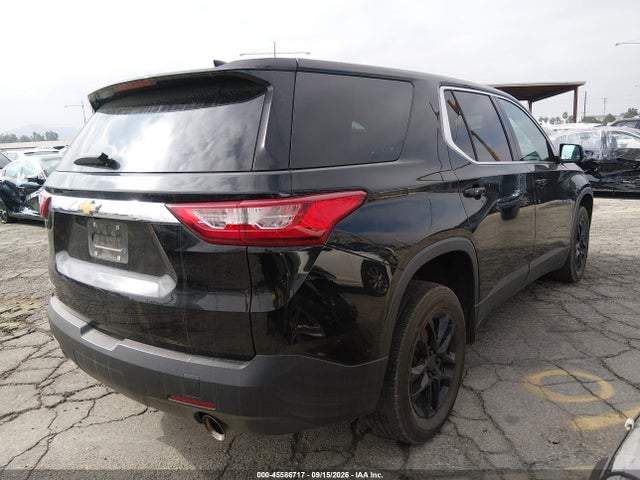 Chevrolet Traverse Ls 2018 1GNERFKW0JJ268078 Image 4