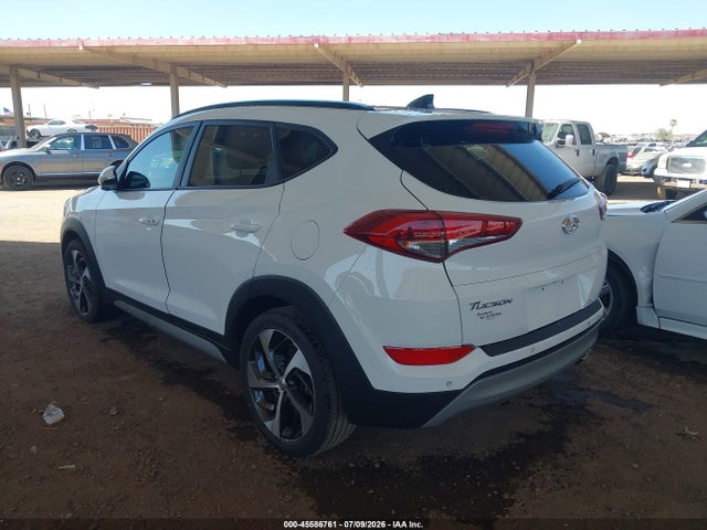Hyundai Tucson Value 2018 KM8J33A27JU703694 Image 3